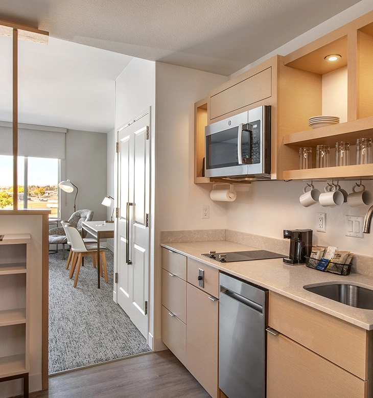 Pacific Inns Hospitality Management Services Hotel Operaions Staff Resources Revenue Management Sales Marketing Risk Receivership Acquisitions Franchise Relations 2