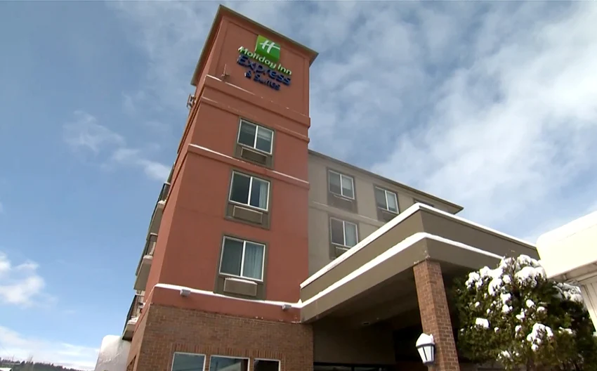 2023 02 Pacific Inns Holiday Inn Express Nw Portland Team In The News For Heroic Hospitality 2