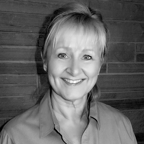Pacific Inns Accounting Administrator Paula Bruner