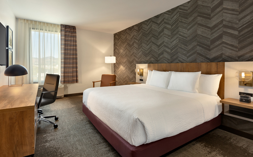 2025 05 News Pacific Inns La Quinta Inn And Suites Santa Rosa Tripadvisors 2025 Travelers Choice3